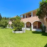 Dora Pagoi 2