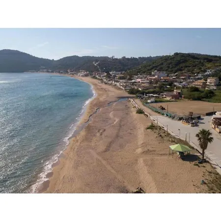 Dora Pagoi 2 Appartamento Agios Georgios Pagon