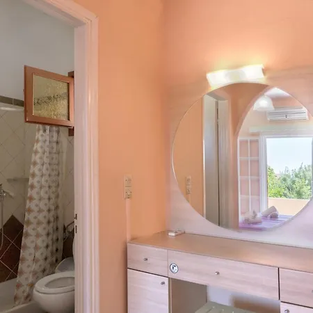 アパート Dora Pagoi 2