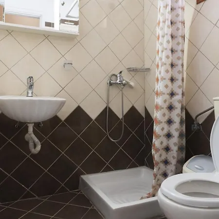 Dora Pagoi 2 Lägenhet Agios Georgios Pagon